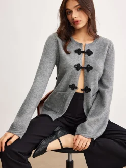 Leisure Chinese Knot Button Cardigan