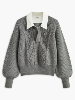 Leisure Contrast Collar Knit Top