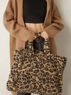 Leopard Printed Fuzzy Shoulder Bag