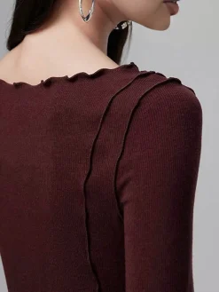 Lettuce Trim Slim Blouse