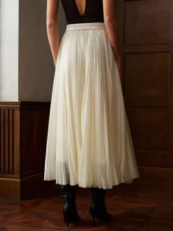 Mid-Waist Pleated Flowy Skirt