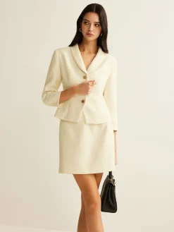 Minimalist A-Line Zipper Mini Skirt
