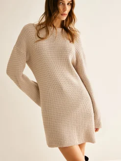 Minimalist Crew Neck Sweater Without Belt