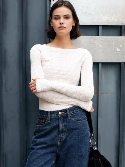 Minimalist Finger Hole Plisse Top