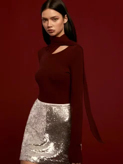 Minimalist Jersey Top With Scarf