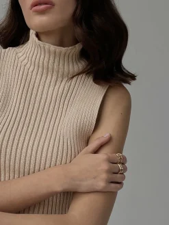 Minimalist Mock Neck Rib Tank Top