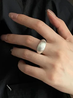 Minimalist Oval Brushed Ring