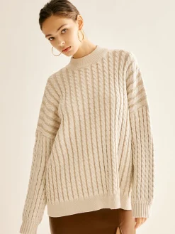 Minimalist Plain Cable Sweater