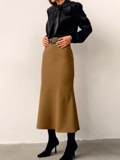 Minimalist Plain Skirt Without Belt