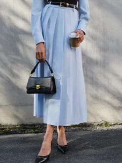 Minimalist Pleated Skirt Without Belt