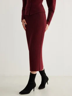 Minimalist Ribbed Sweater Skirt