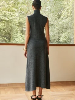Minimalist Turtleneck Sleeveless Skirt Set