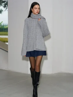 Minimalist Twist Shift Sweater With Scarf