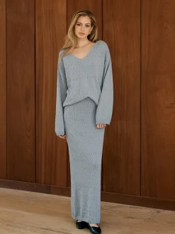 Minimalist V-Neck Shift Sweater Co-ords