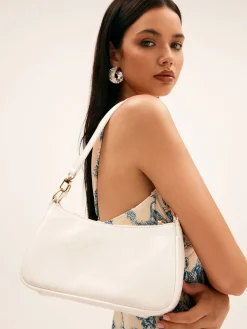 Minimalist Zipper Up Shoulder Bag