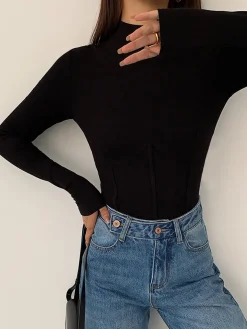 Mock Neck Piping Slim T-Shirt