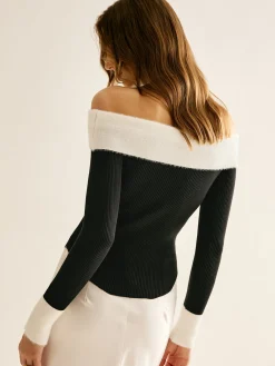 Off-Shoulder Color Block Knit Top