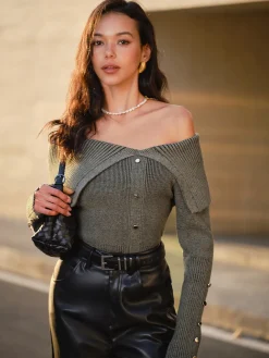Off-Shoulder Ribbed Skinny Knit Top