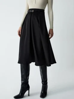 Old Money Aesthetics Belted Skirt