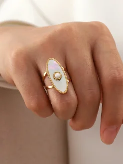 Oval Pearl Decor Ring