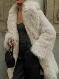 Oversized Fuzzy Women Faux Fur Coat