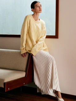 Plain Diamond Sweater
