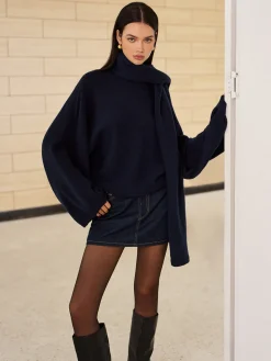 Plain Loose Sweater With Scarf