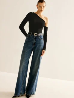 Plain One-Shoulder Knit Top