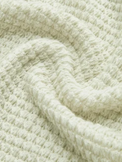 Plain Waffle Slim Sweater
