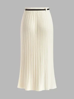 Pleated Sweater Skirt With Belt