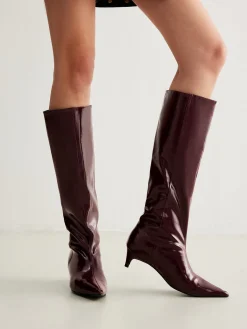 Pointed Toe Kitten Knee High Boots