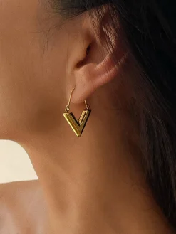 Retro V-Shape Pendant Earrings