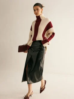 Ribbed Color Block Turtleneck Sweater