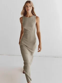 Ribbed Sleeveless Knit Long Dress