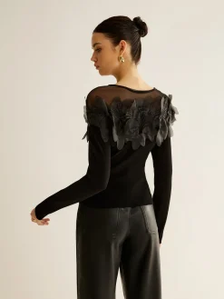 Romance Floral Decor Slim Blouse