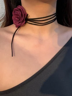 Rosette Bud Choker Necklace