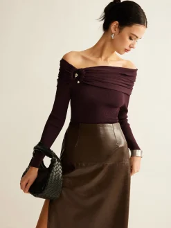 Ruched Slim Knit Top