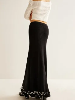Ruffle Soft Sweater Skirt