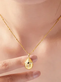 Shell Cross Set Diamond Pendant Necklace