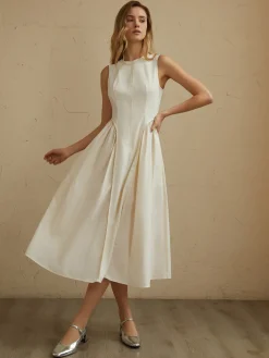 Sleeveless Pockets Pleated Midi Dress