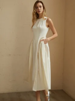 Sleeveless Pockets Pleated Midi Dress