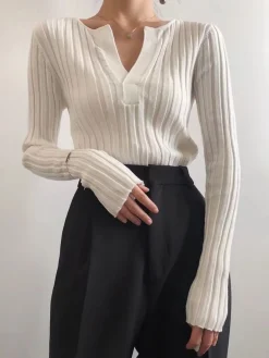 Solid Textured V-neck Knit Top