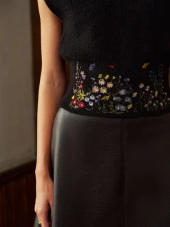 Stand Collar Embroidery Floral Sweater Vest