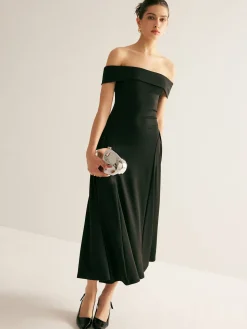 Straight Neck Pleated Dress