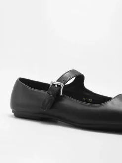 Strap Ballet Mary Jane Flats