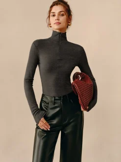 Turtleneck Ribbed Zipper Blouse