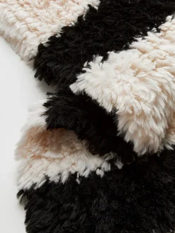 Two-Tone Fuzzy Scarf