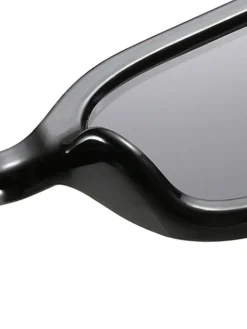 V-Detail Square Sunglasses