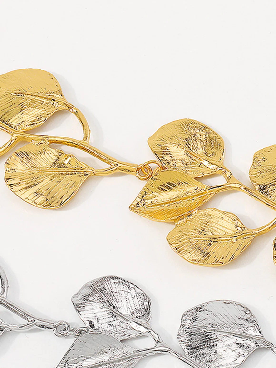 Vintage Alloy Leaf Design Necklace