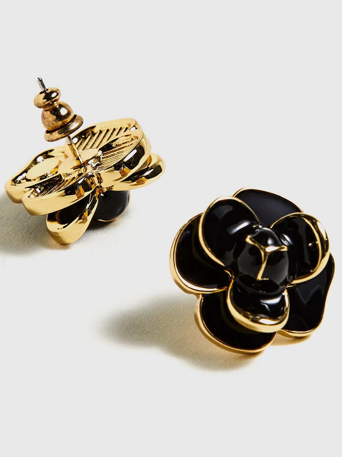 Vintage Camellia Flower Stud Earrings